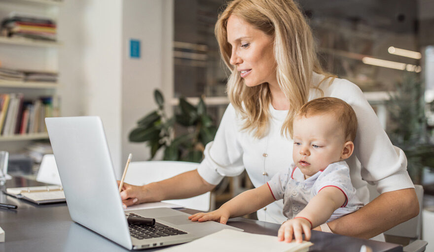 Bringing Your Baby to Work: A New Work Perk