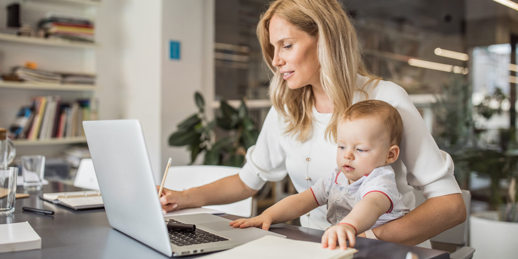Bringing Your Baby to Work: A New Work Perk